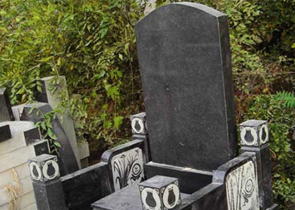 弧顶方碑（传统立碑）